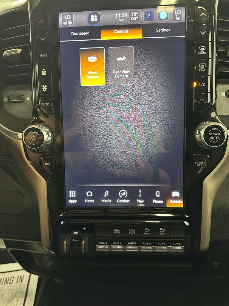 Used 2024 RAM 3500 Laramie image 33