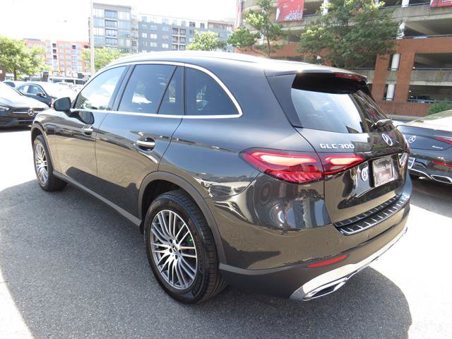 Certified 2024 Mercedes-Benz GLC 300 4MATIC image 2