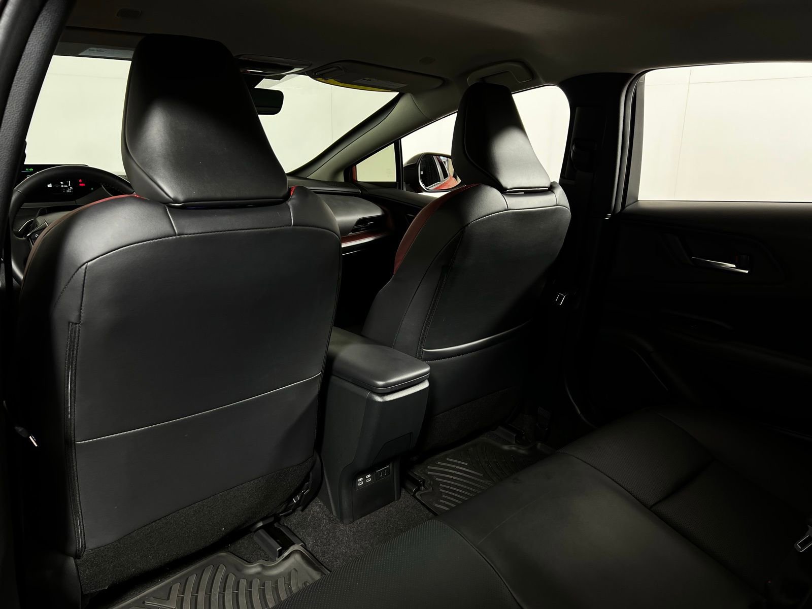 Certified 2024 Toyota Prius Prime XSE image 23