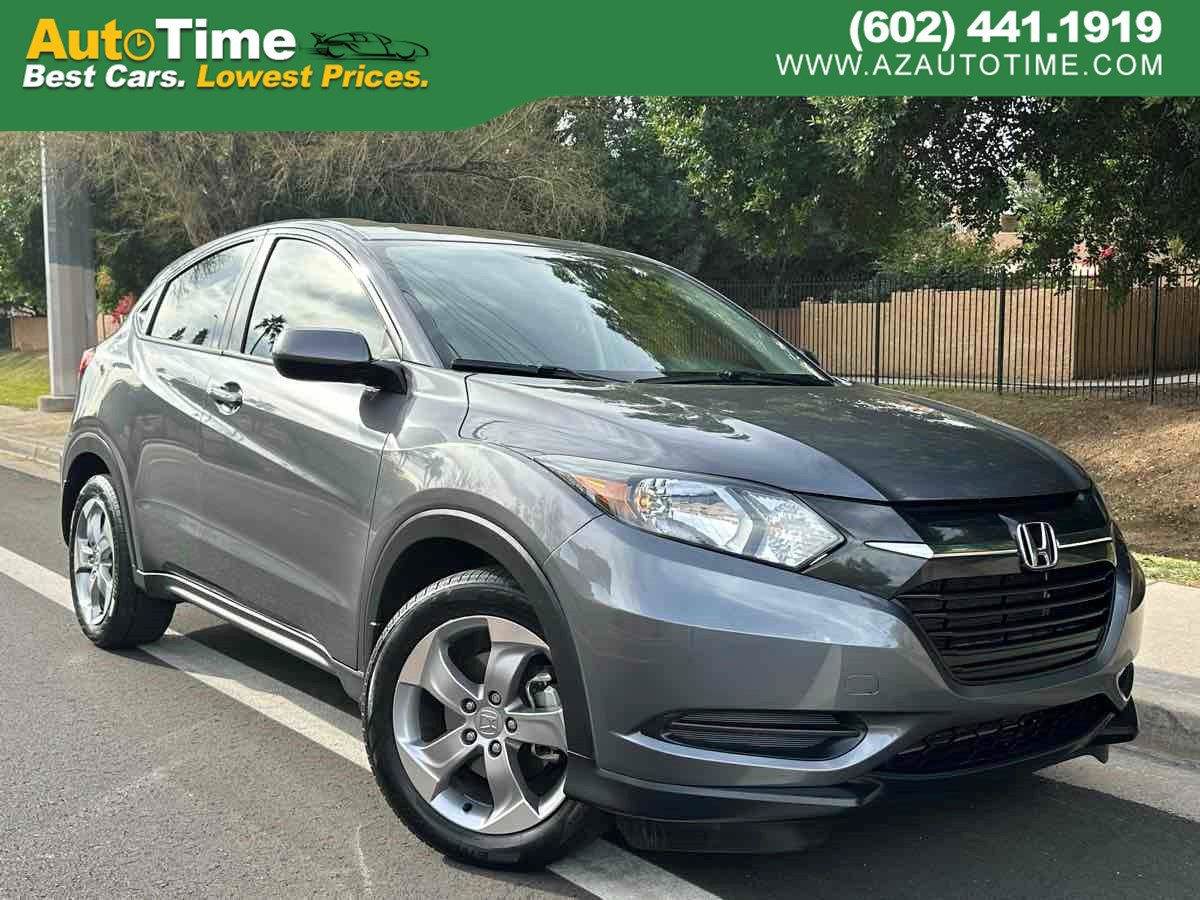 Used 2017 Honda HR-V LX image 1
