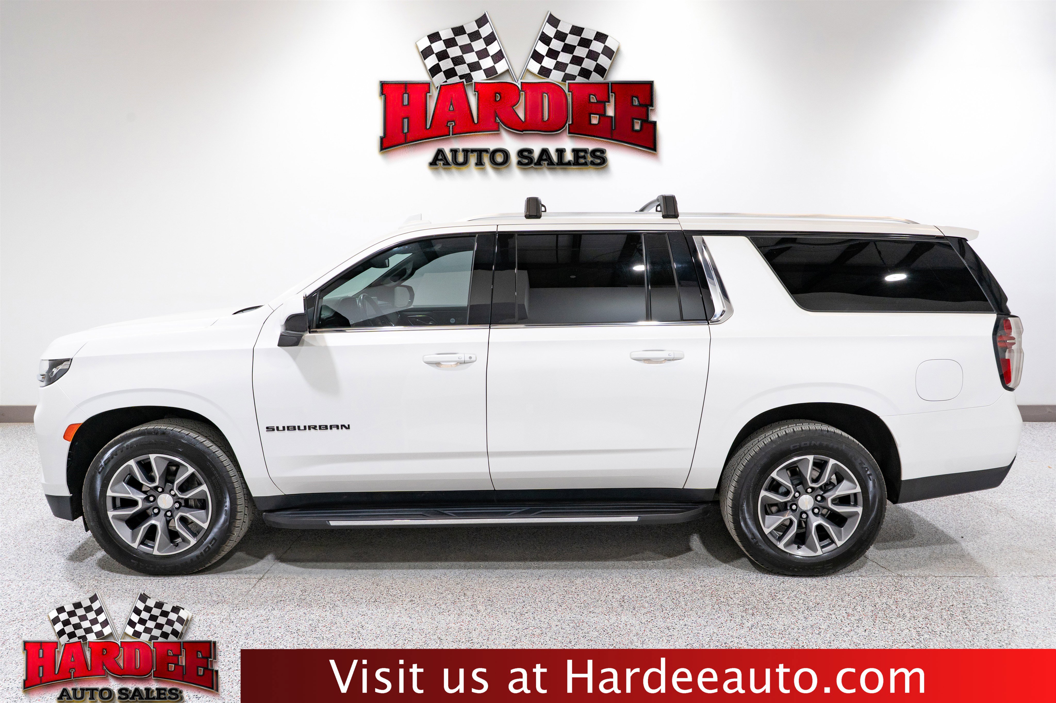 Used 2021 Chevrolet Suburban LT w/ Rear Media and Nav Package AWD/4WD image 1