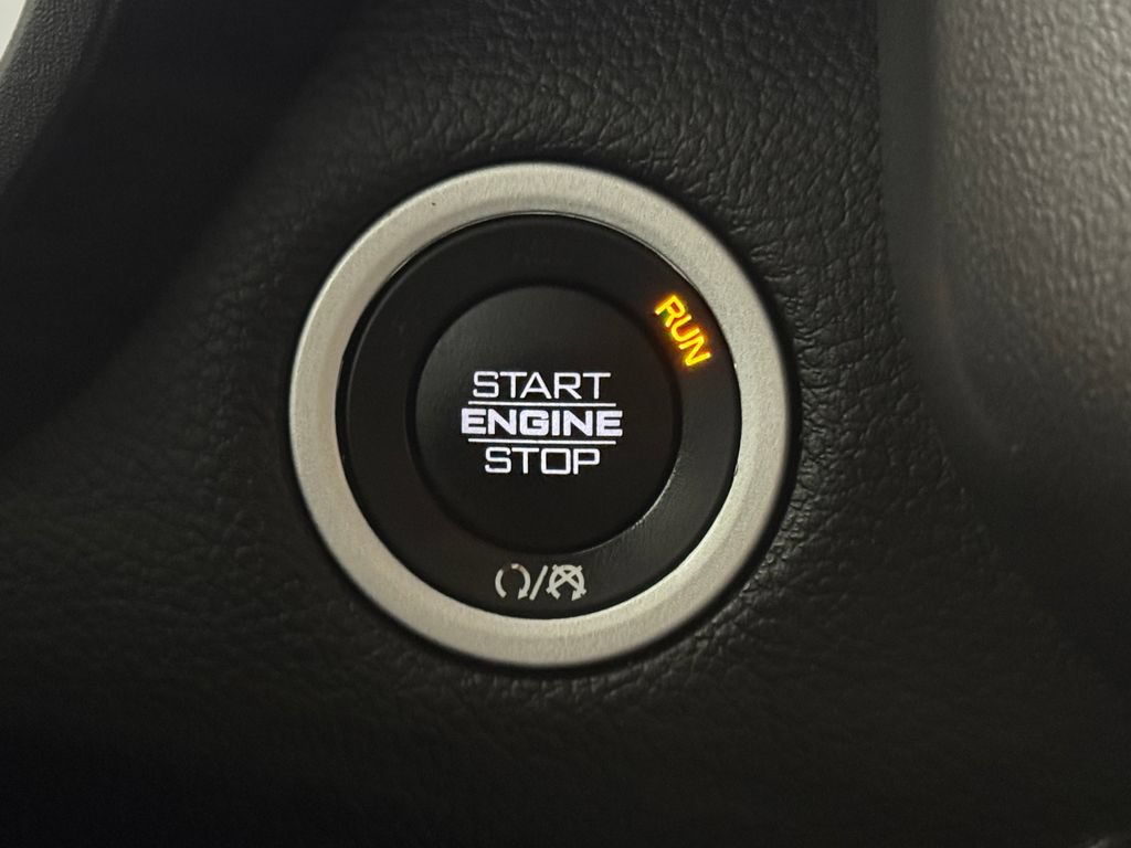 Used 2020 RAM 1500 Big Horn AWD/4WD image 38