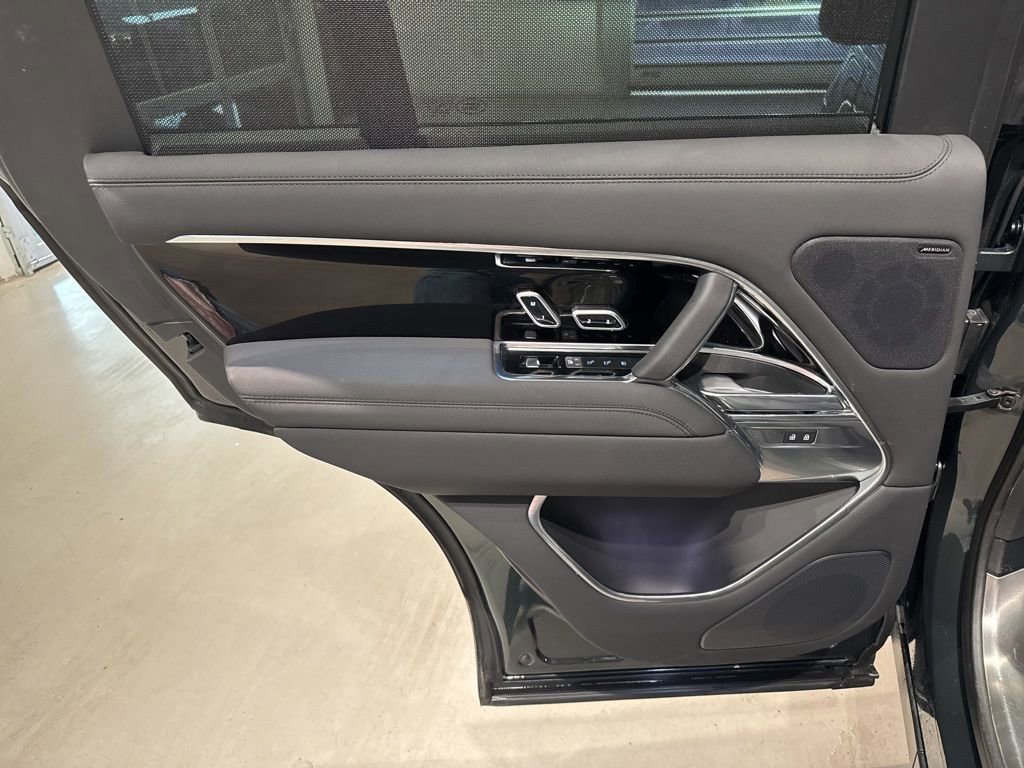 Used 2023 Land Rover Range Rover SE image 30