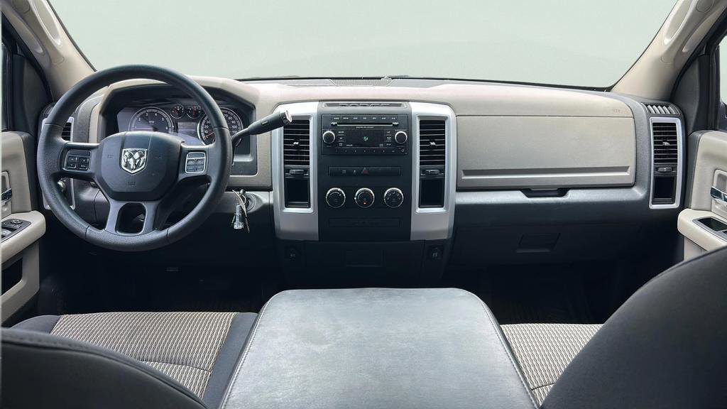 Used 2012 RAM 1500 Classic SLT RWD image 26