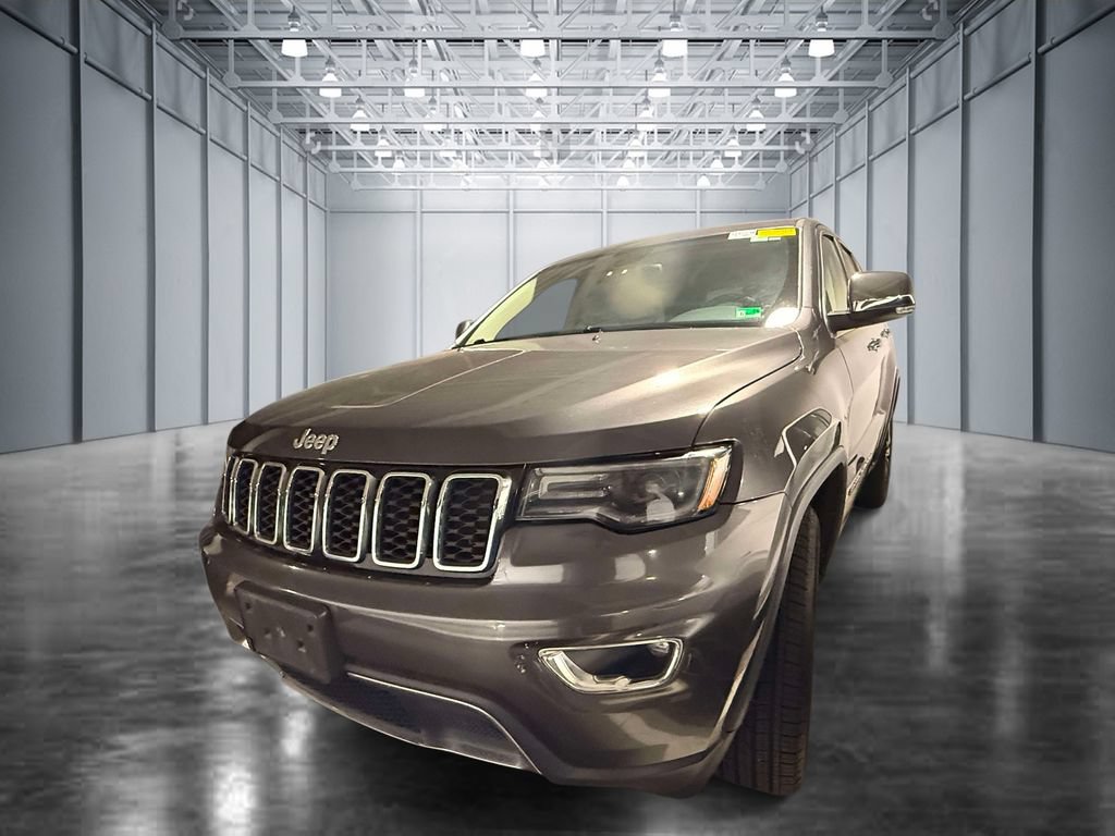 Used 2017 Jeep Grand Cherokee Limited w/ Luxury Group II AWD/4WD image 1
