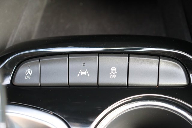 Used 2025 Buick Encore GX Preferred FWD image 17