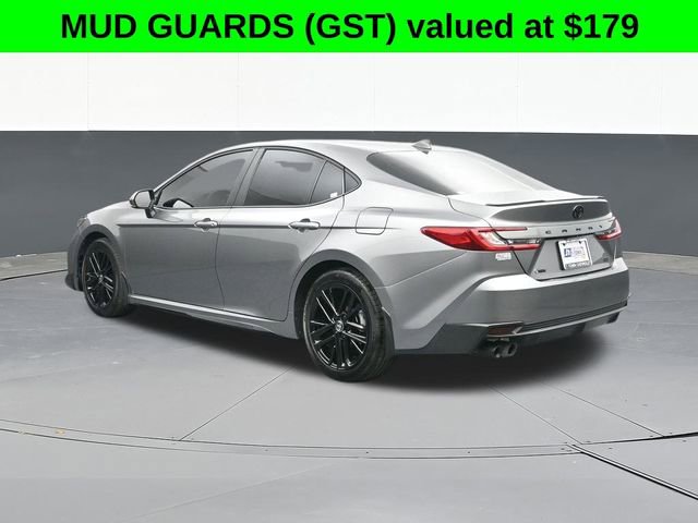Used 2025 Toyota Camry SE w/ Convenience Package image 10