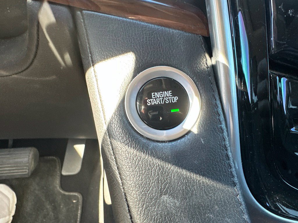 Used 2018 Cadillac Escalade ESV Luxury AWD/4WD image 21