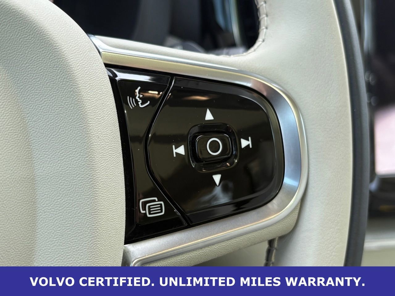 Certified 2024 Volvo XC60 T8 Plus w/ Protection Package Premier image 19