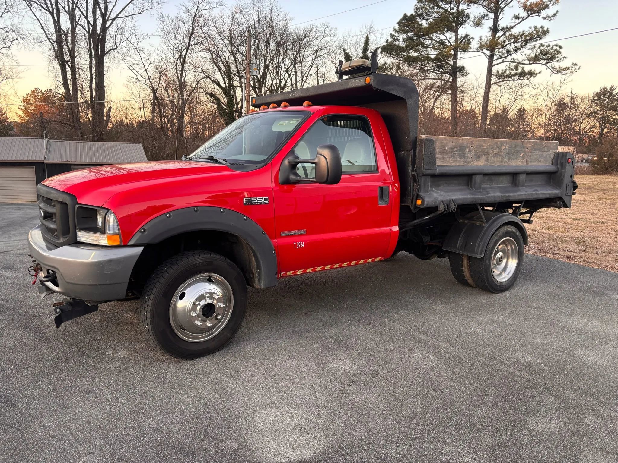 Used 2003 Ford F550 4x4 Regular Cab Super Duty image 8