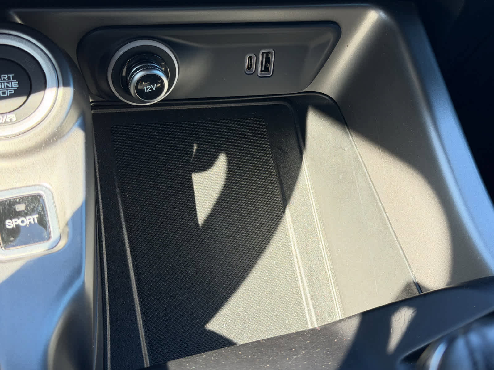 Used 2024 Dodge Hornet R/T image 20