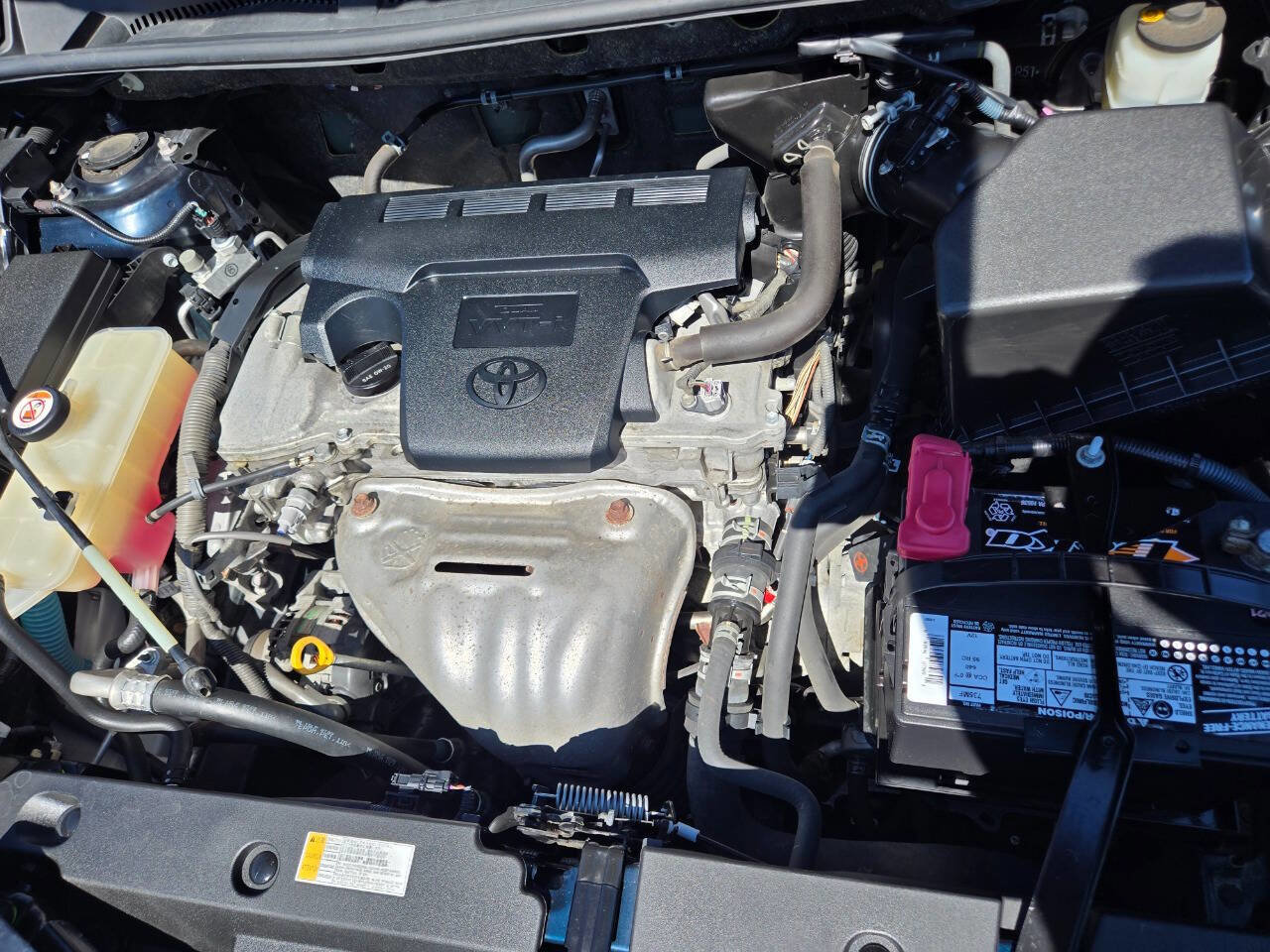 Used 2017 Toyota RAV4 XLE AWD/4WD image 31