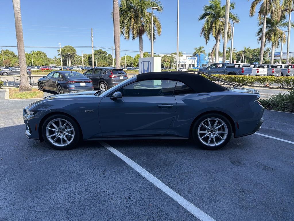 Used 2024 Ford Mustang GT Premium RWD image 5