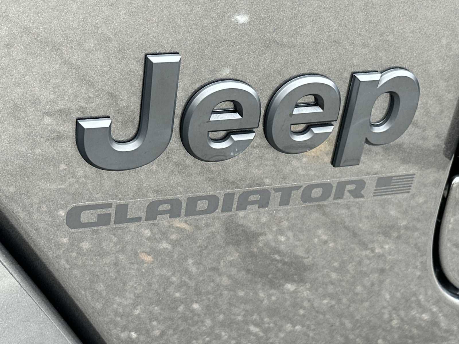 Used 2024 Jeep Gladiator Sport image 11
