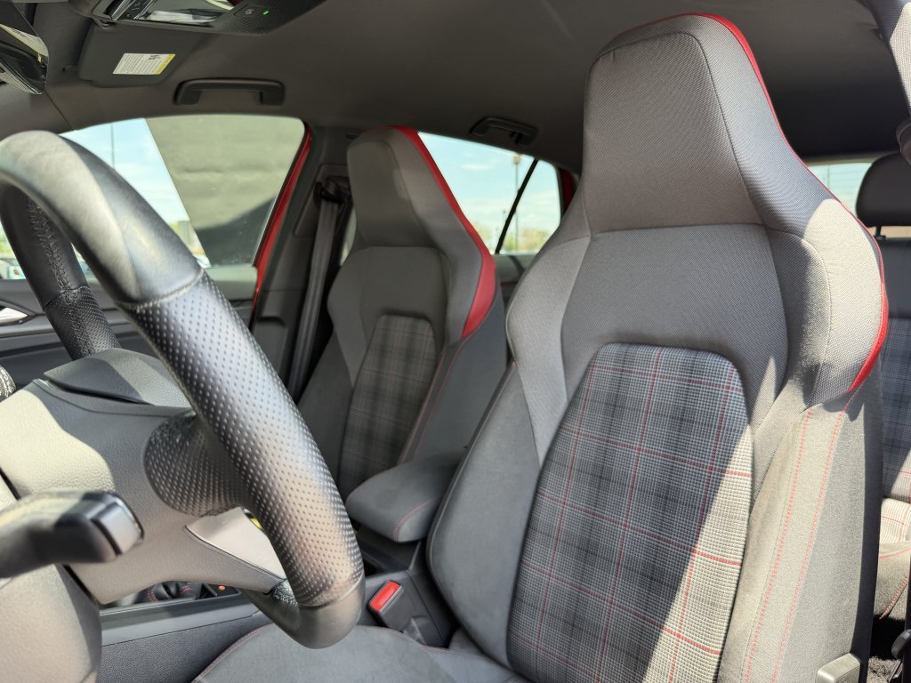 Used 2022 Volkswagen GTI S FWD image 31