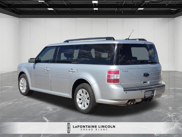 Used 2011 Ford Flex SE w/ Trailer Tow Pkg Class III FWD image 3