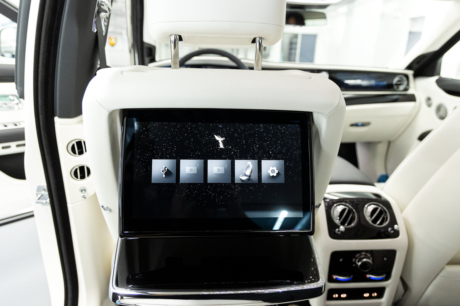 New 2027 Rolls-Royce Ghost Extended Wheelbase AWD/4WD image 66