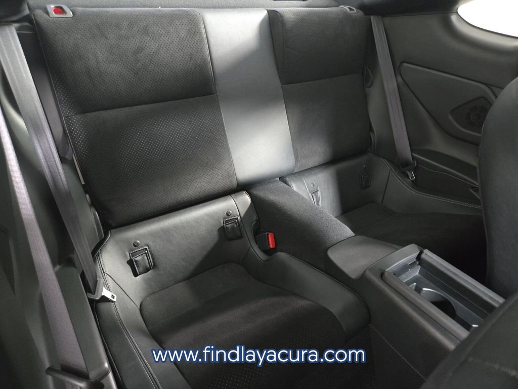 Used 2024 Toyota GR86 Premium RWD image 17