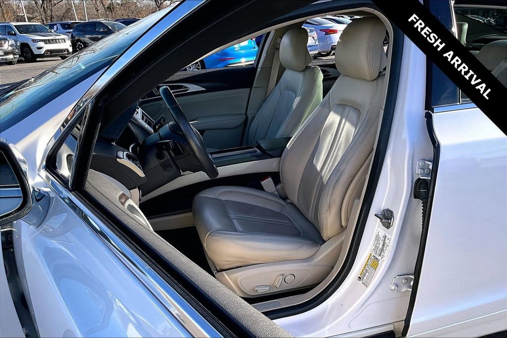 Used 2019 Lincoln MKZ Reserve w/ Reserve Plus Package image 20