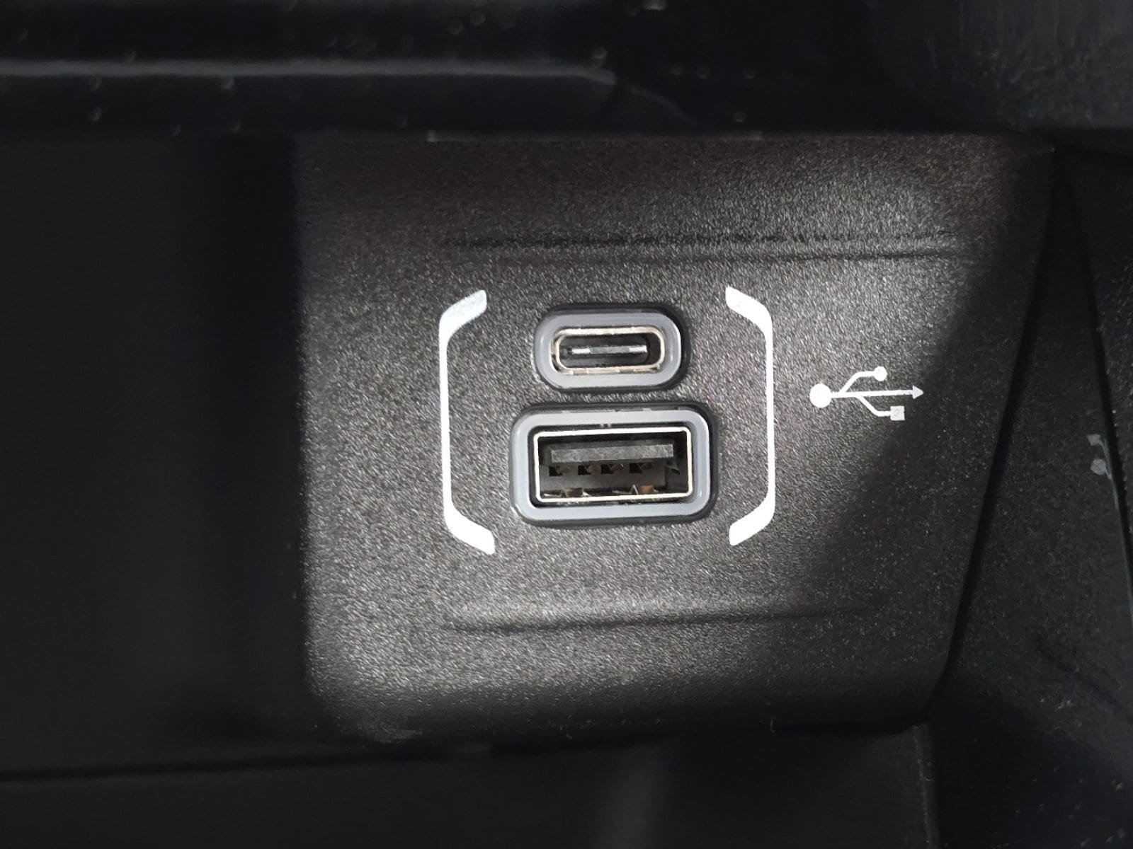 New 2026 Jeep Compass Latitude AWD/4WD image 6