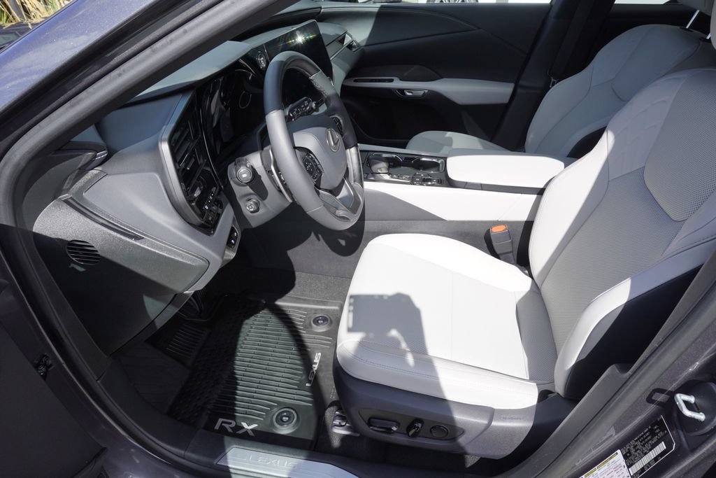 Used 2025 Lexus RX 350h w/ Convenience Package AWD/4WD image 19