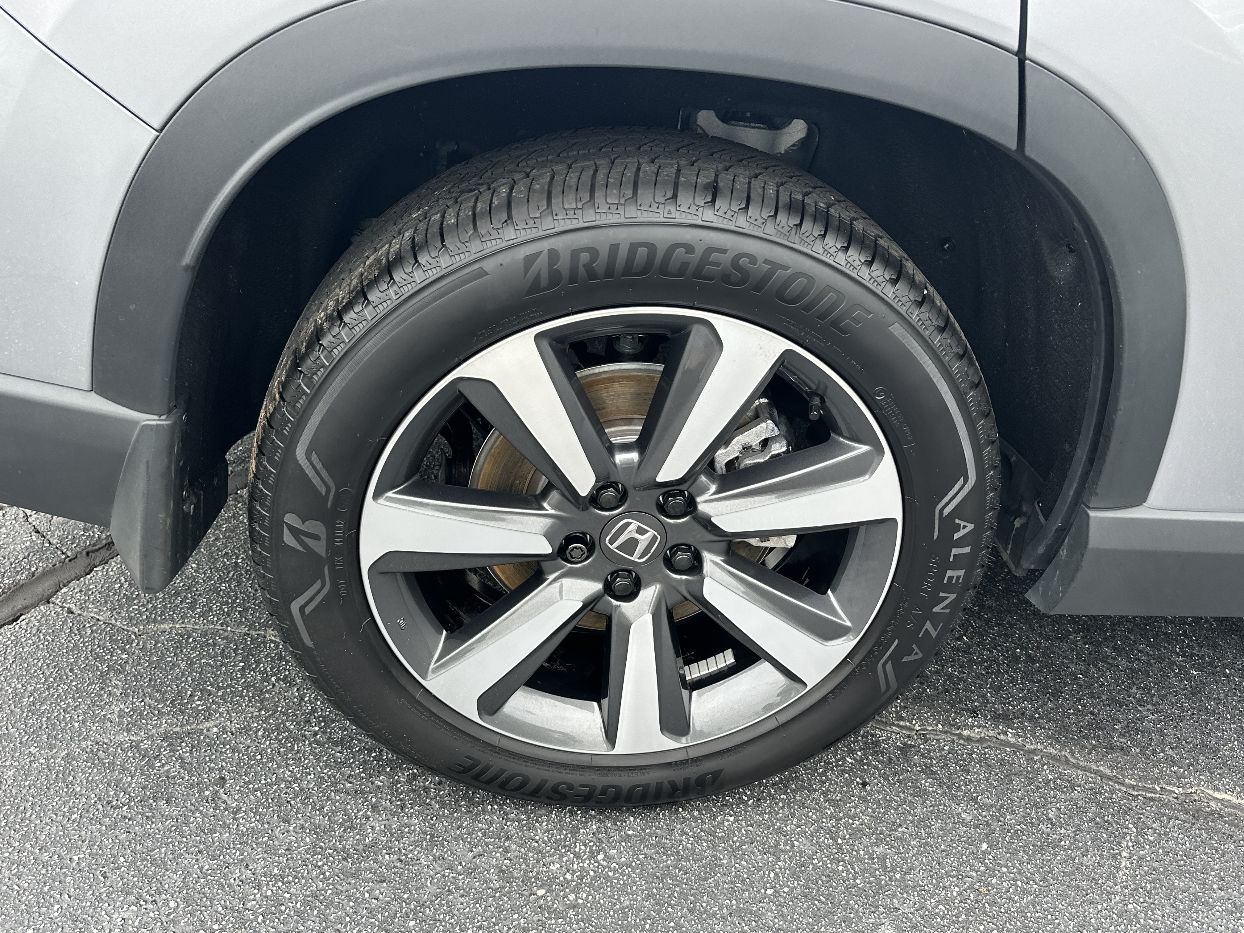 Used 2025 Honda Pilot Touring image 19