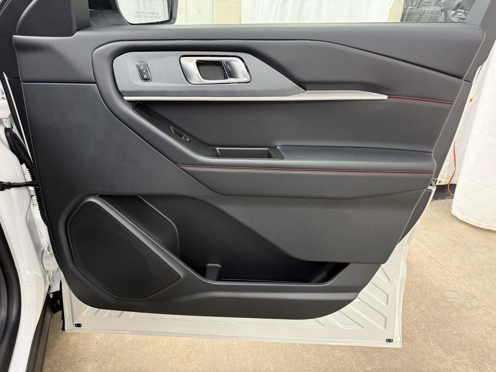 New 2026 Ford Explorer ST-Line w/ ST-Line Street Pack AWD/4WD image 33