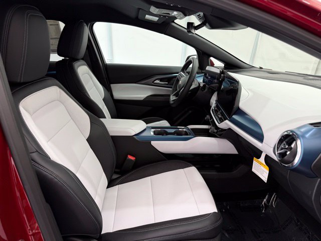 New 2026 Chevrolet Equinox EV LT AWD/4WD image 23