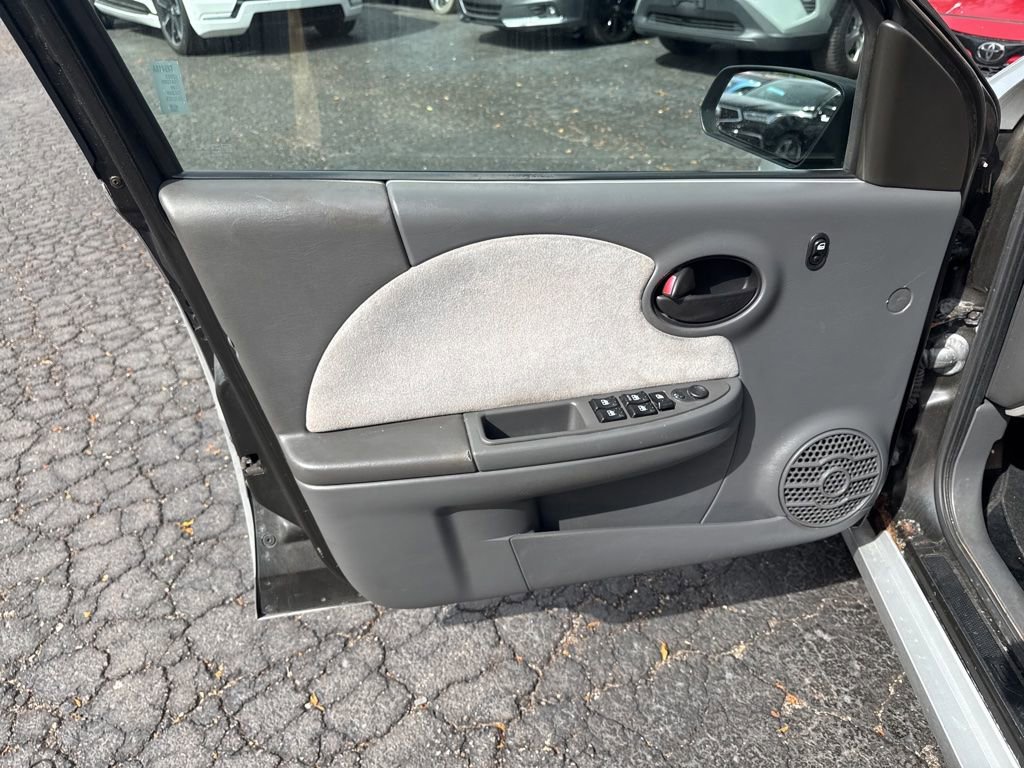 Used 2003 Saturn ION Level 3 FWD image 15