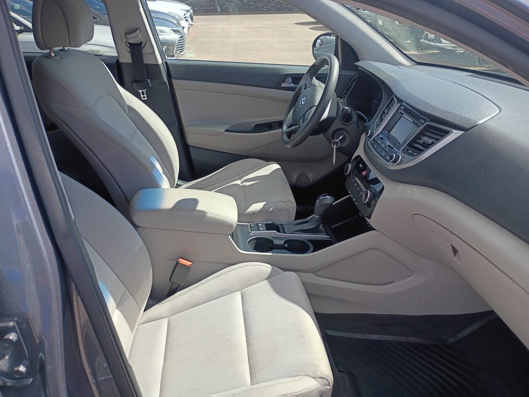 Used 2017 Hyundai Tucson SE w/ SE Popular Package 02 AWD/4WD image 16