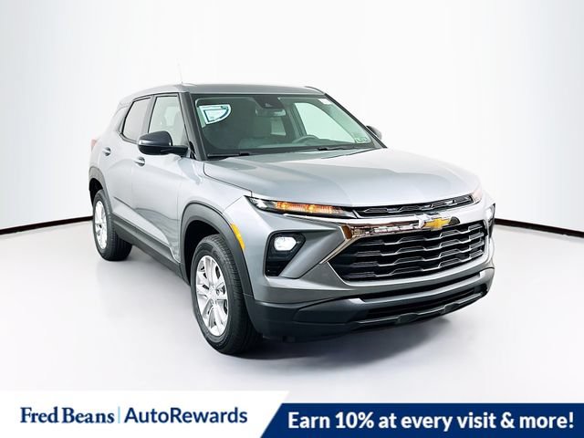 New 2026 Chevrolet TrailBlazer LS w/ LS Convenience Package AWD/4WD image 1