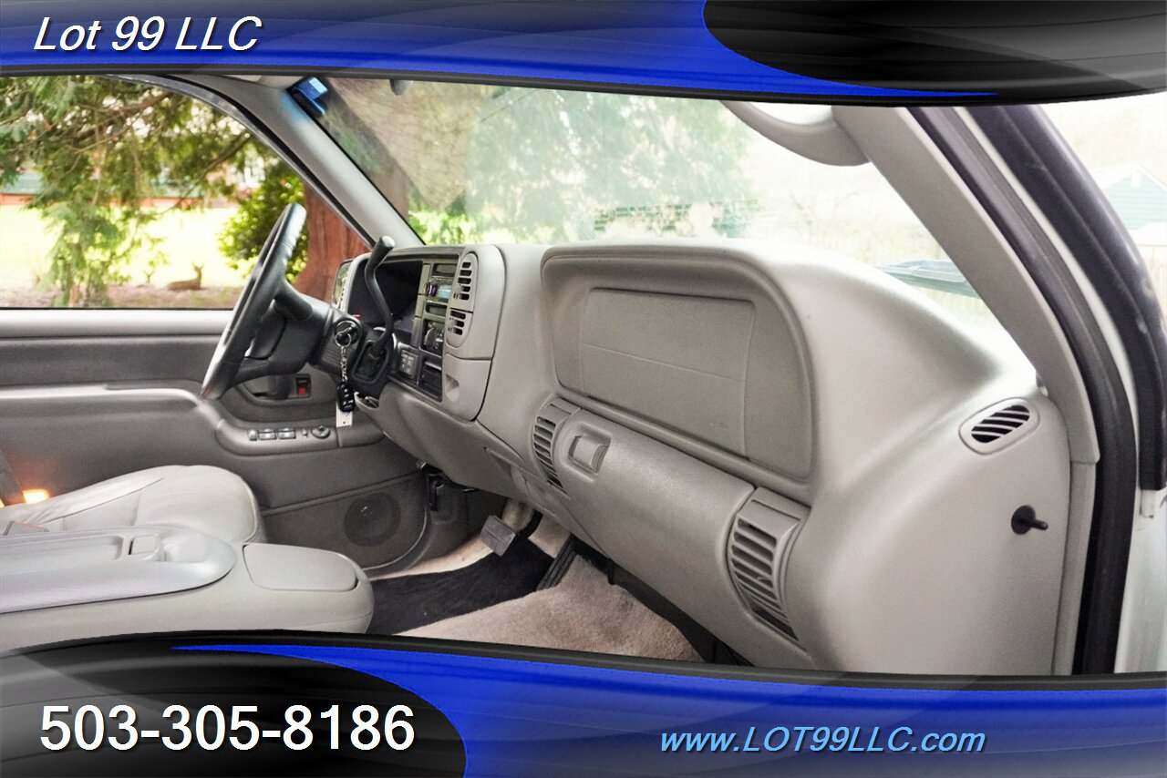 Used 1998 Chevrolet Suburban LT AWD/4WD image 17