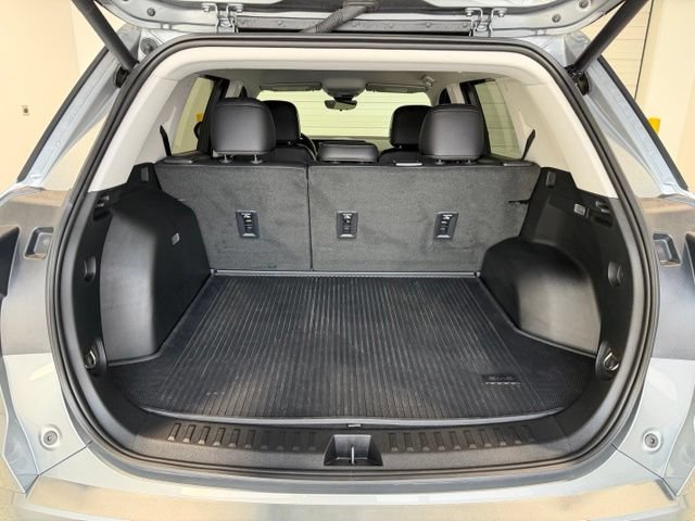 Used 2026 GMC Terrain Denali w/ LPO, Floor Liner Package AWD/4WD image 29