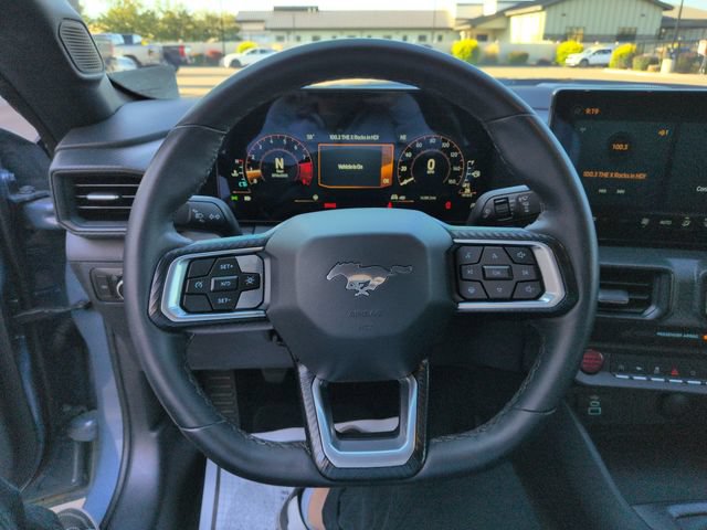 Used 2025 Ford Mustang GT RWD image 14