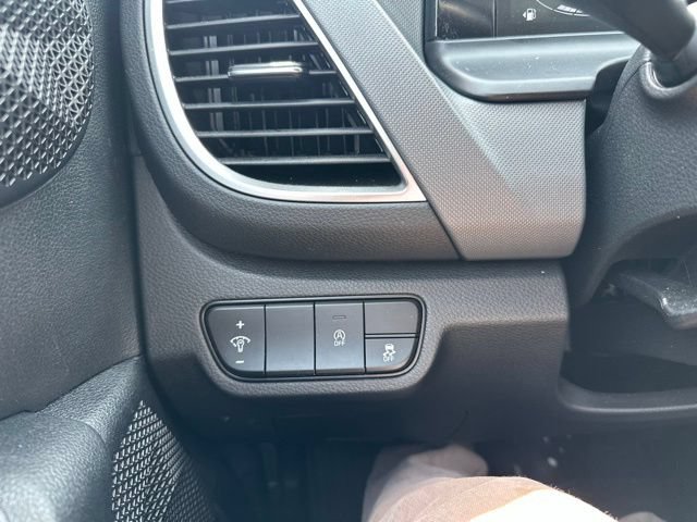 Certified 2024 Kia Seltos LX AWD/4WD image 38