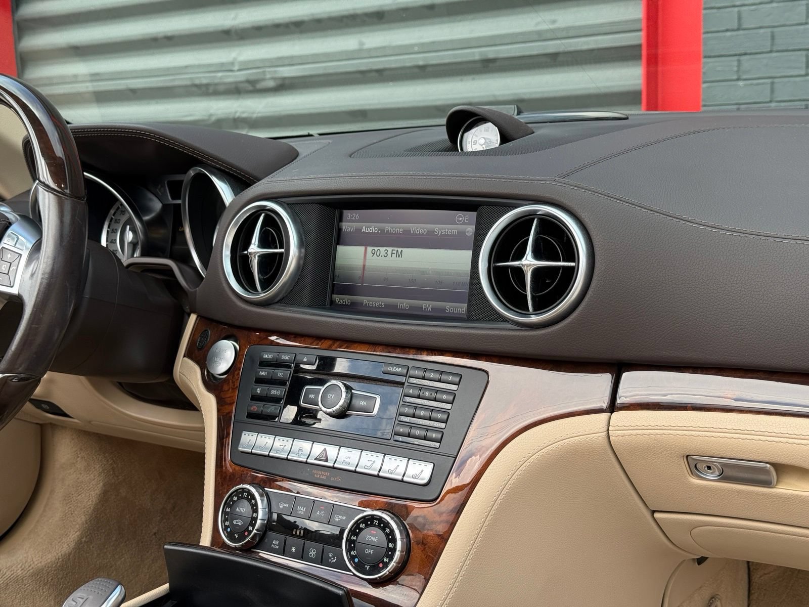 Used 2016 Mercedes-Benz SL 400 image 43