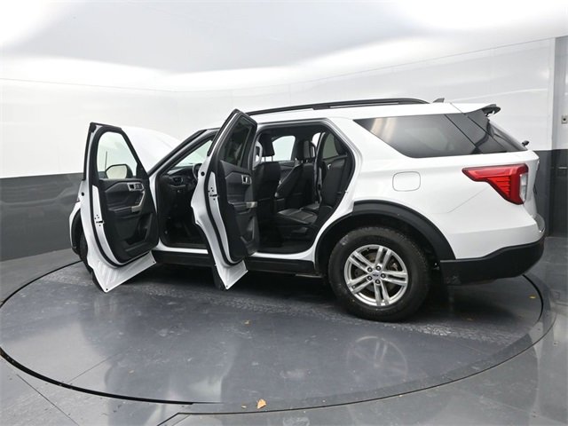 Used 2023 Ford Explorer XLT w/ Equipment Group 202A image 39