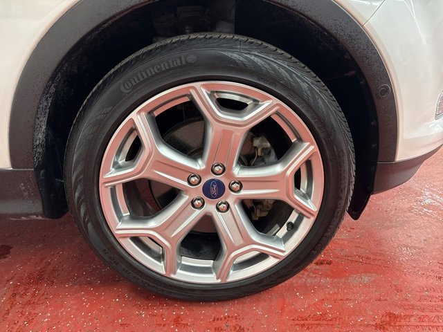 Used 2019 Ford Escape Titanium image 47