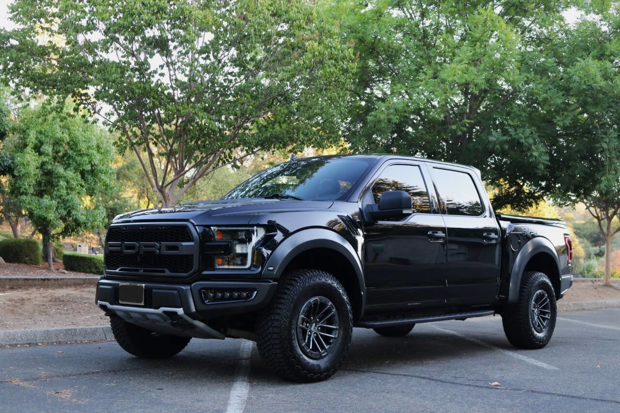 Used 2019 Ford F150 Raptor w/ Equipment Group 801A Mid image 2