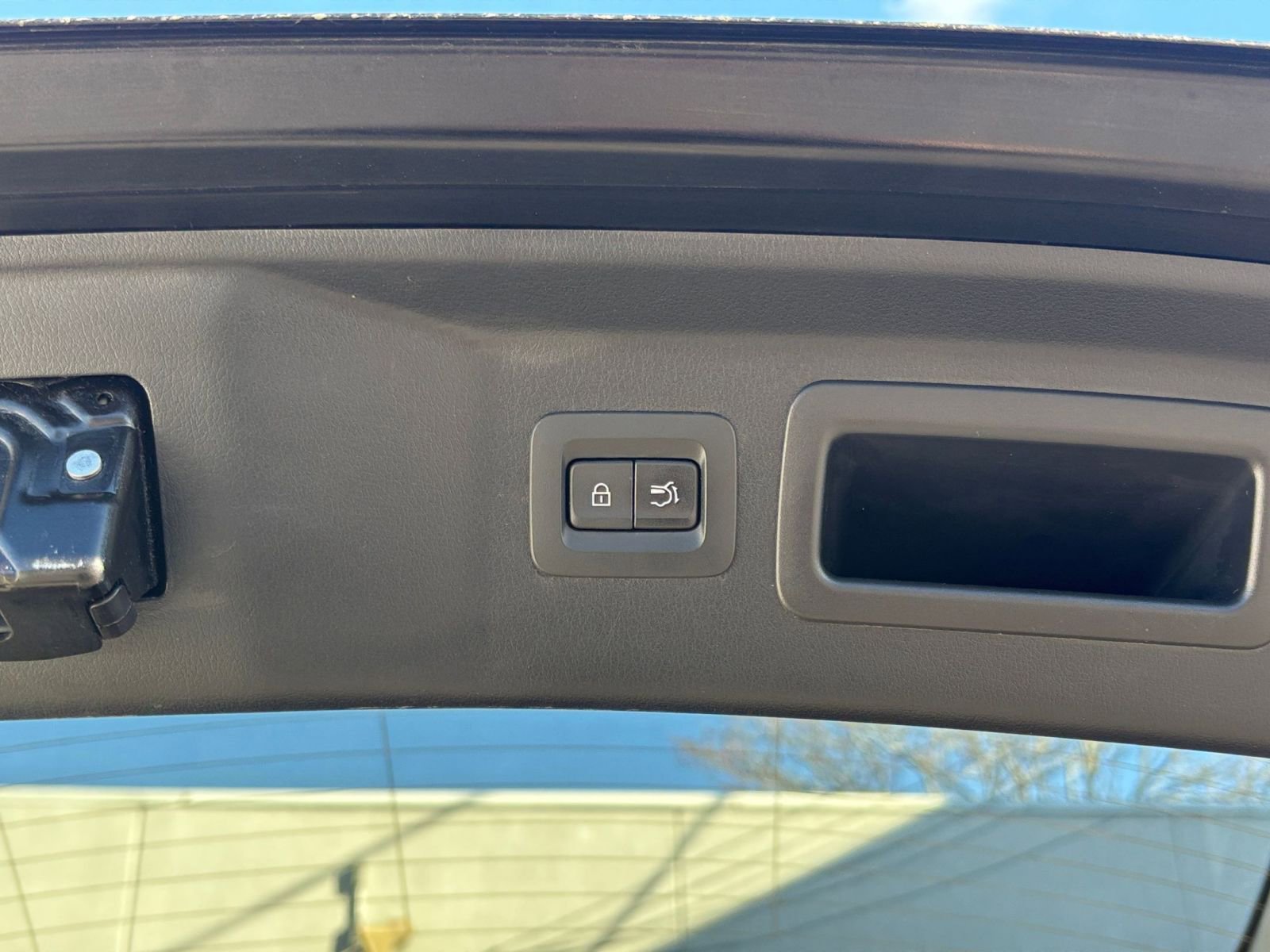 Used 2025 MAZDA CX-70 3.3 Turbo w/ Preferred Package image 21