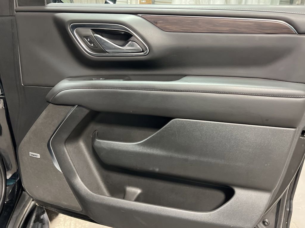 Used 2024 Chevrolet Suburban LT image 10