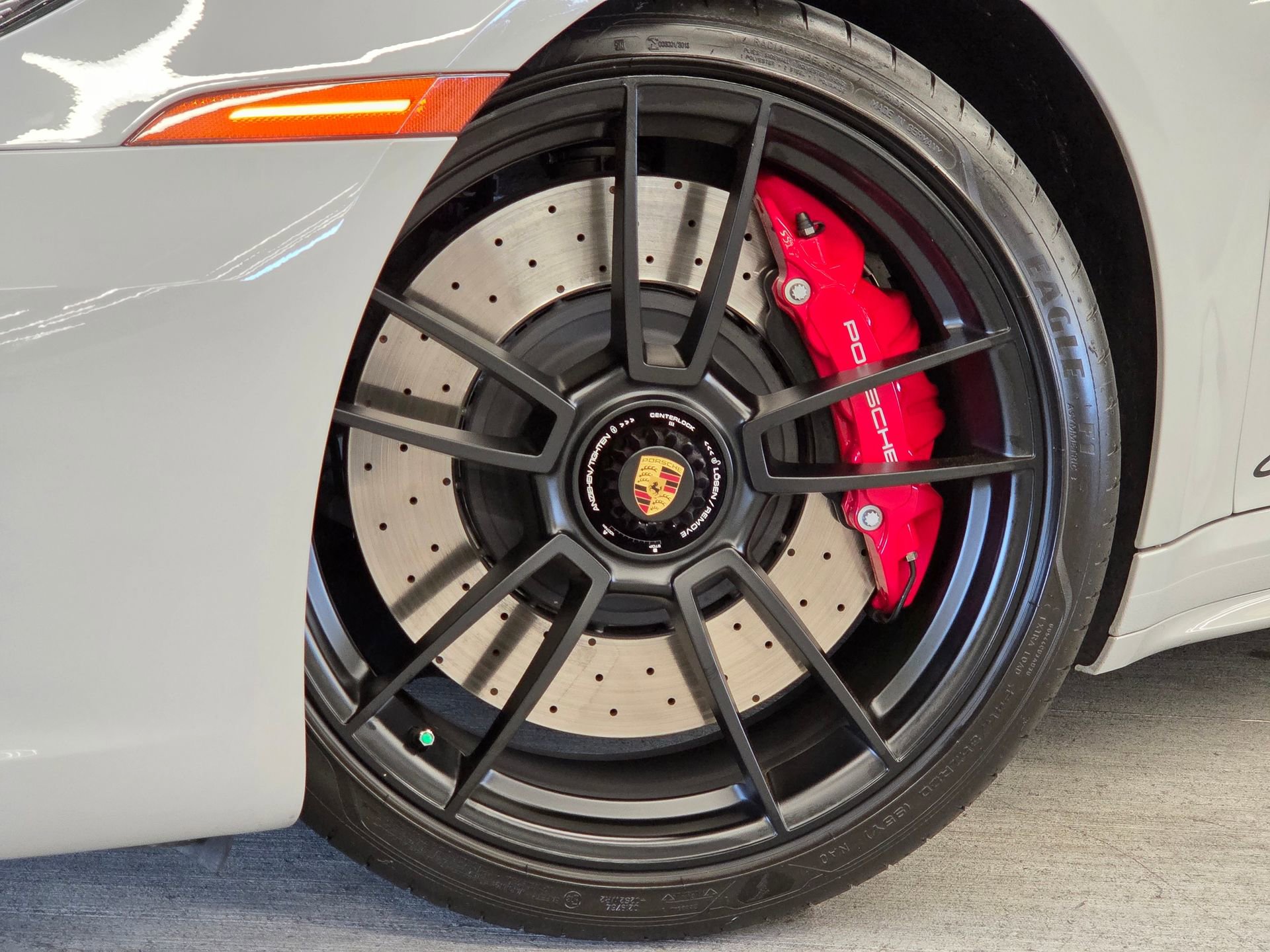 Certified 2022 Porsche 911 Carrera GTS RWD image 25