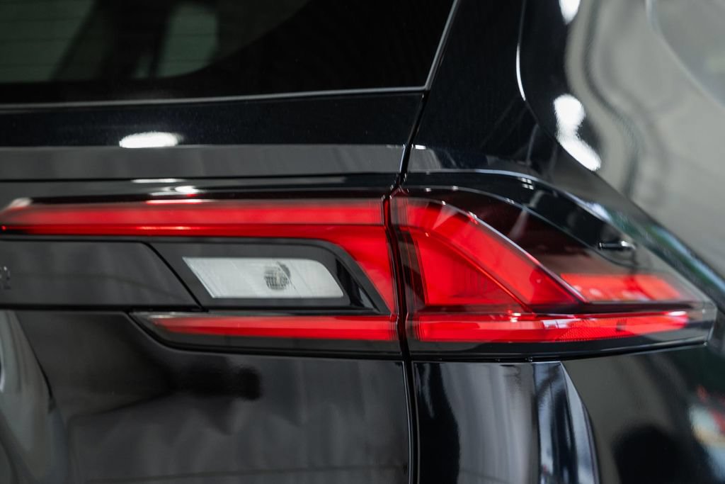 Used 2026 Toyota Grand Highlander AWD image 6