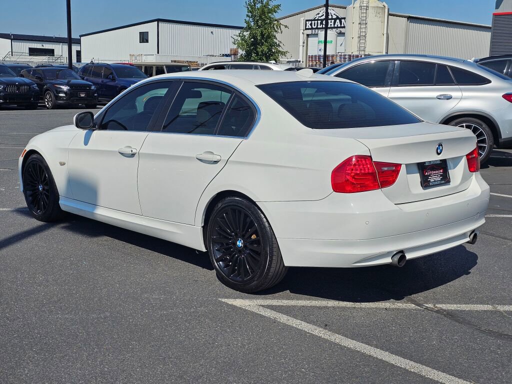 Used 2011 BMW 335i Sedan image 6