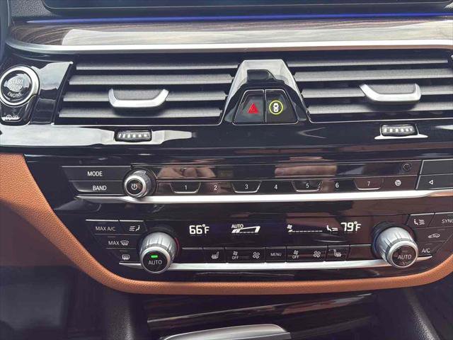 Used 2023 BMW 530i xDrive i xDrive w/ Premium Package image 24