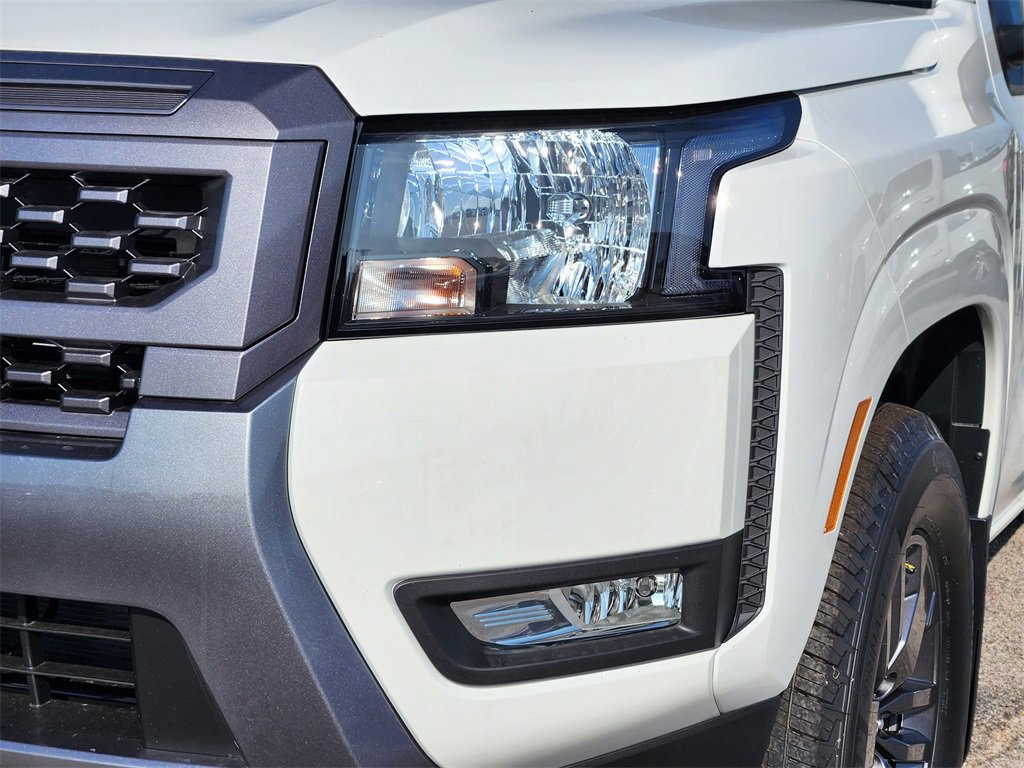 New 2025 Nissan Frontier SV w/ SV Convenience Package image 5