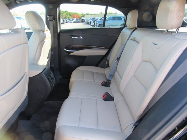 Used 2024 Cadillac XT4 Premium Luxury w/ Technology Package image 23