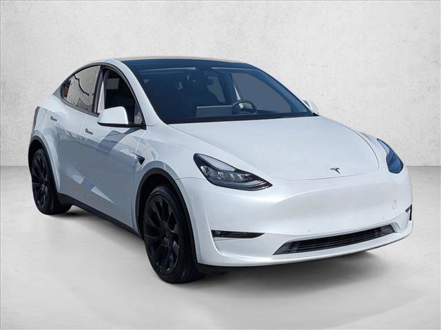Used 2022 Tesla Model Y Long Range video 3