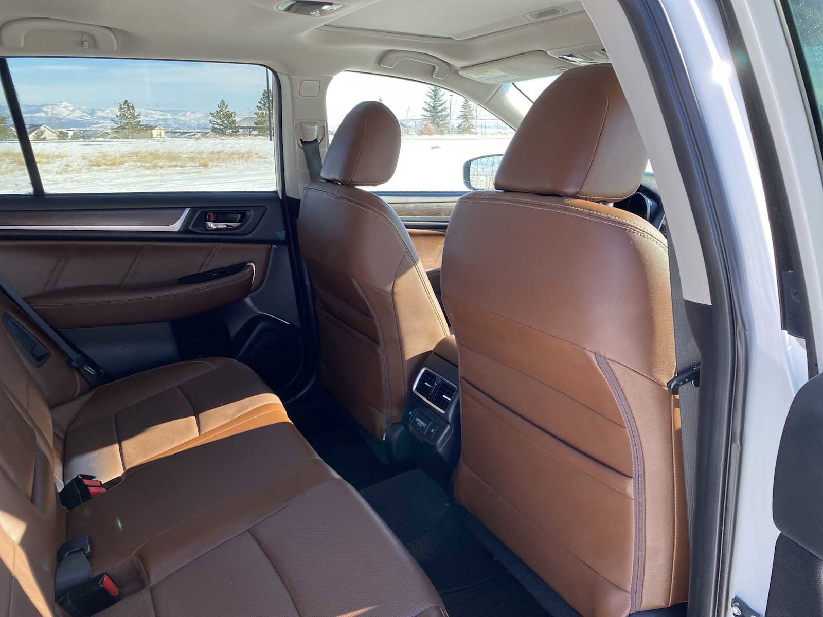 Used 2018 Subaru Outback 2.5i Touring image 29