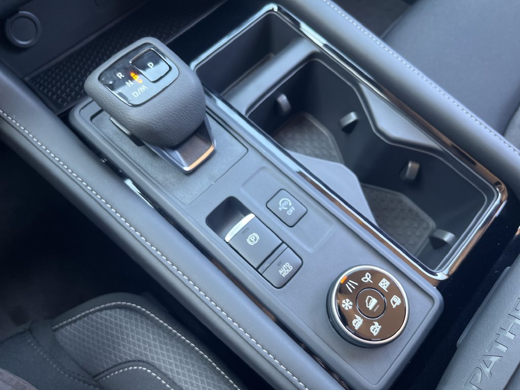 New 2026 Nissan Pathfinder SV AWD/4WD image 24
